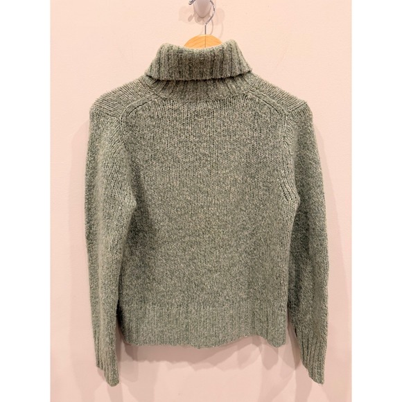 LLBean Women's Wool Blend Turtleneck Sweater Light Green M-REG - Picture 3 of 4